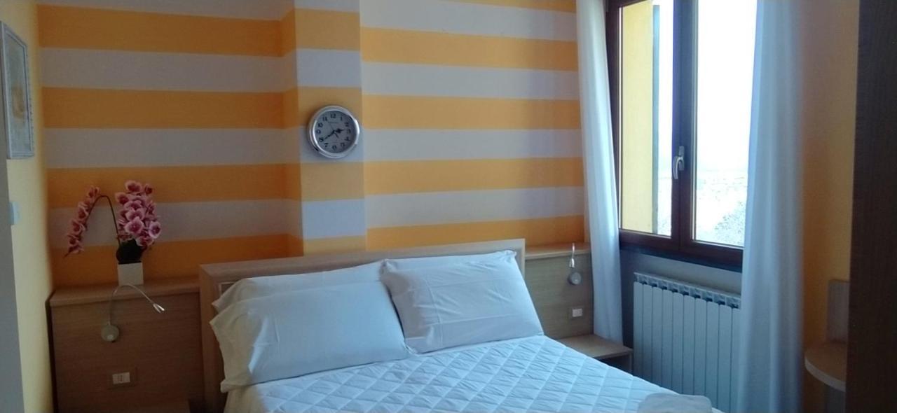 La Pietra 1 E La Pietra 2 *
